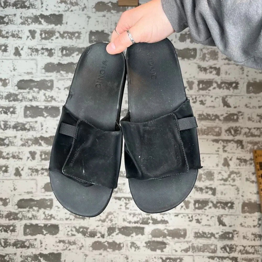 Vionic | black slip on flats